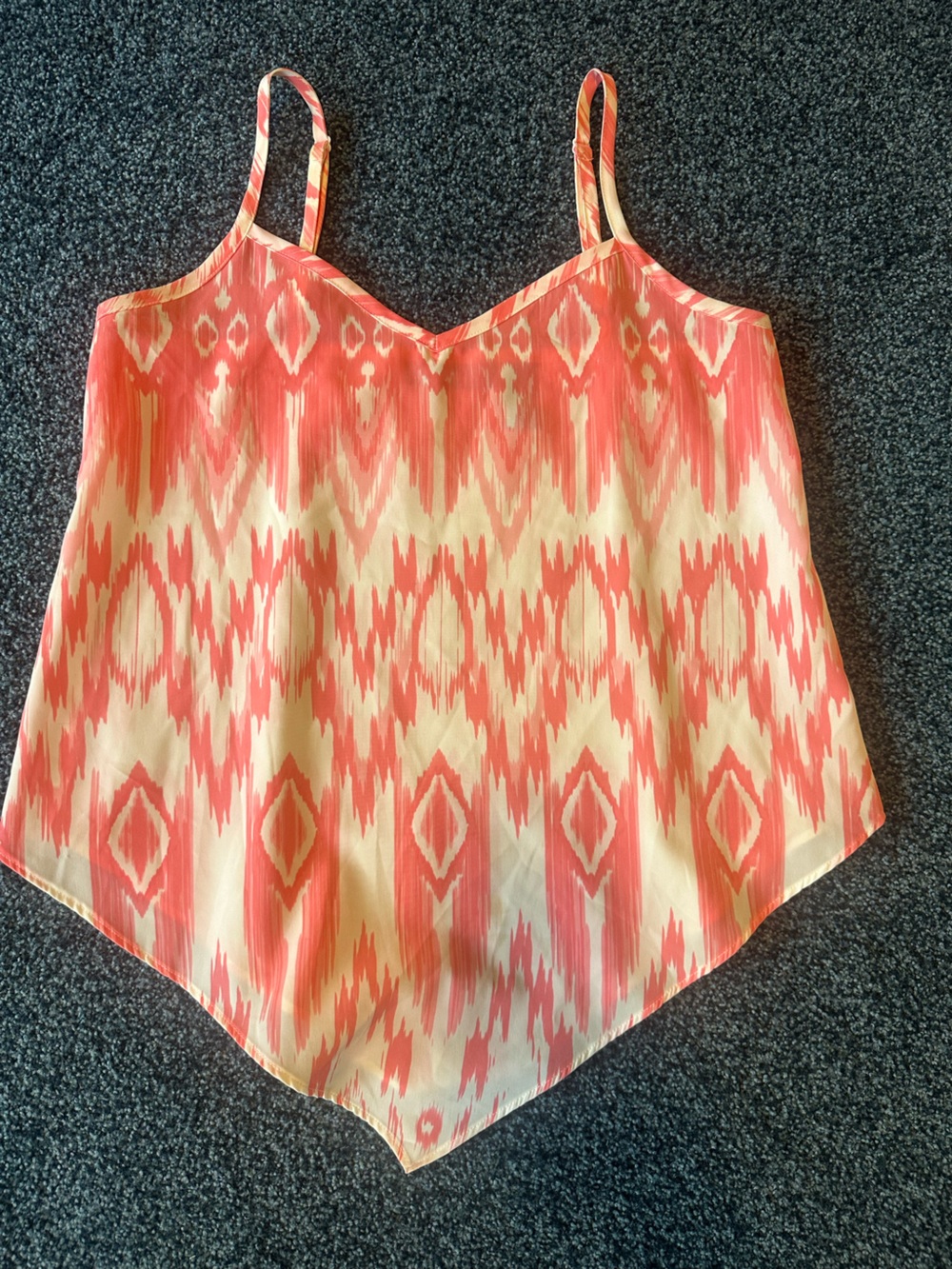 Inc international concepts size 4 tank handkerchief bottom Ikat design NWOT